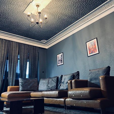 Central Apartment Black Cat Карлово Экстерьер фото