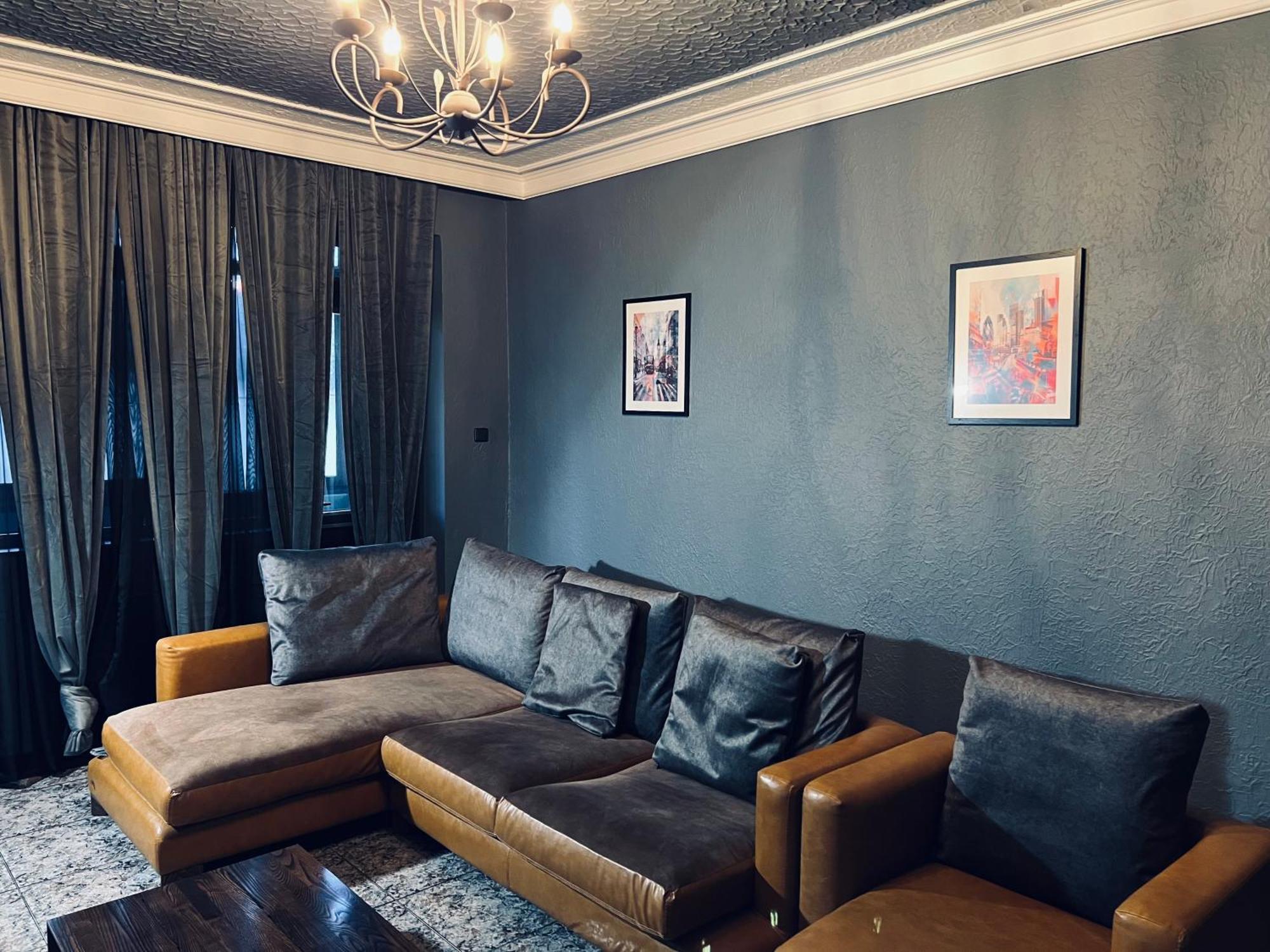 Central Apartment Black Cat Карлово Экстерьер фото