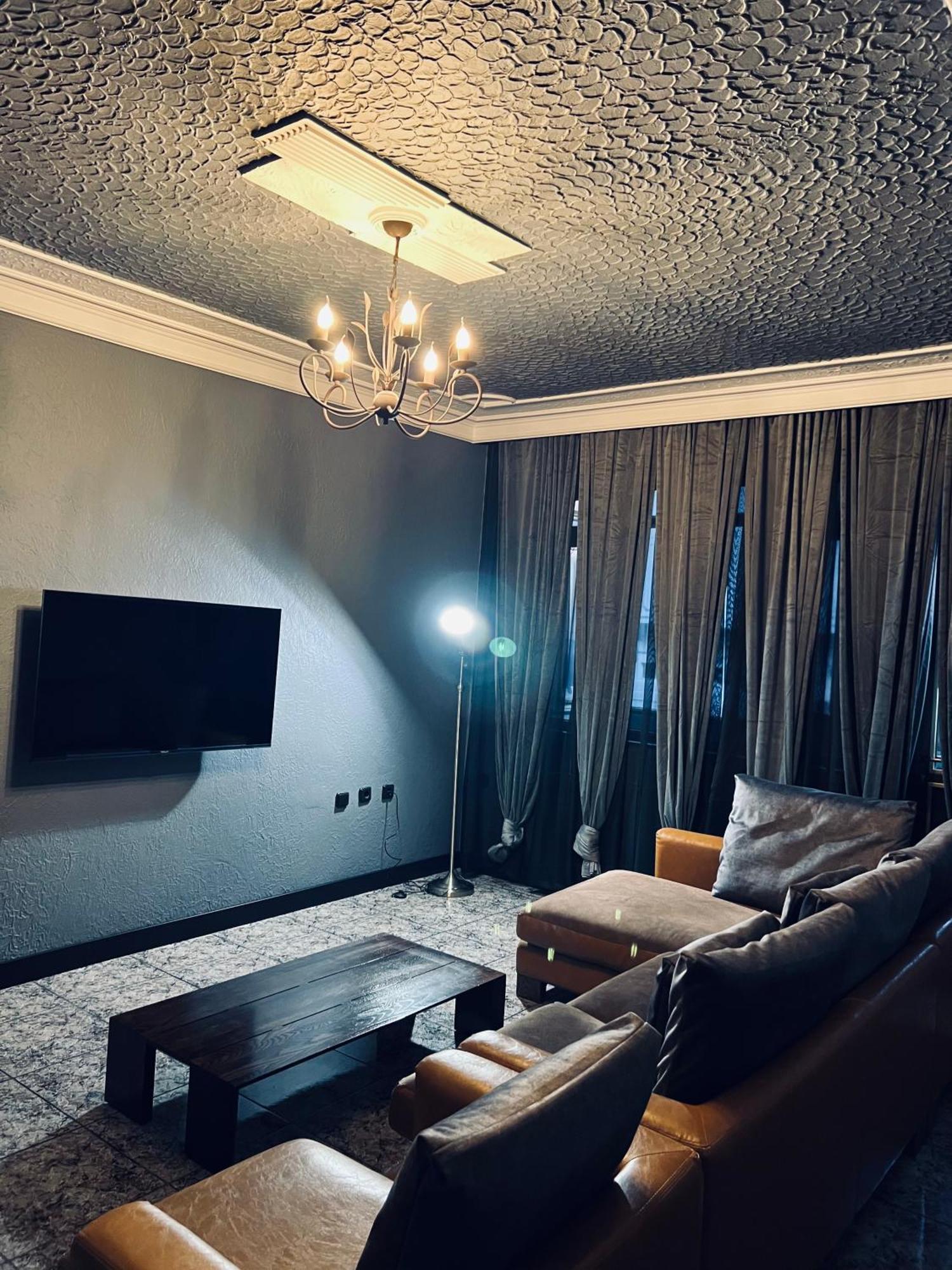 Central Apartment Black Cat Карлово Экстерьер фото