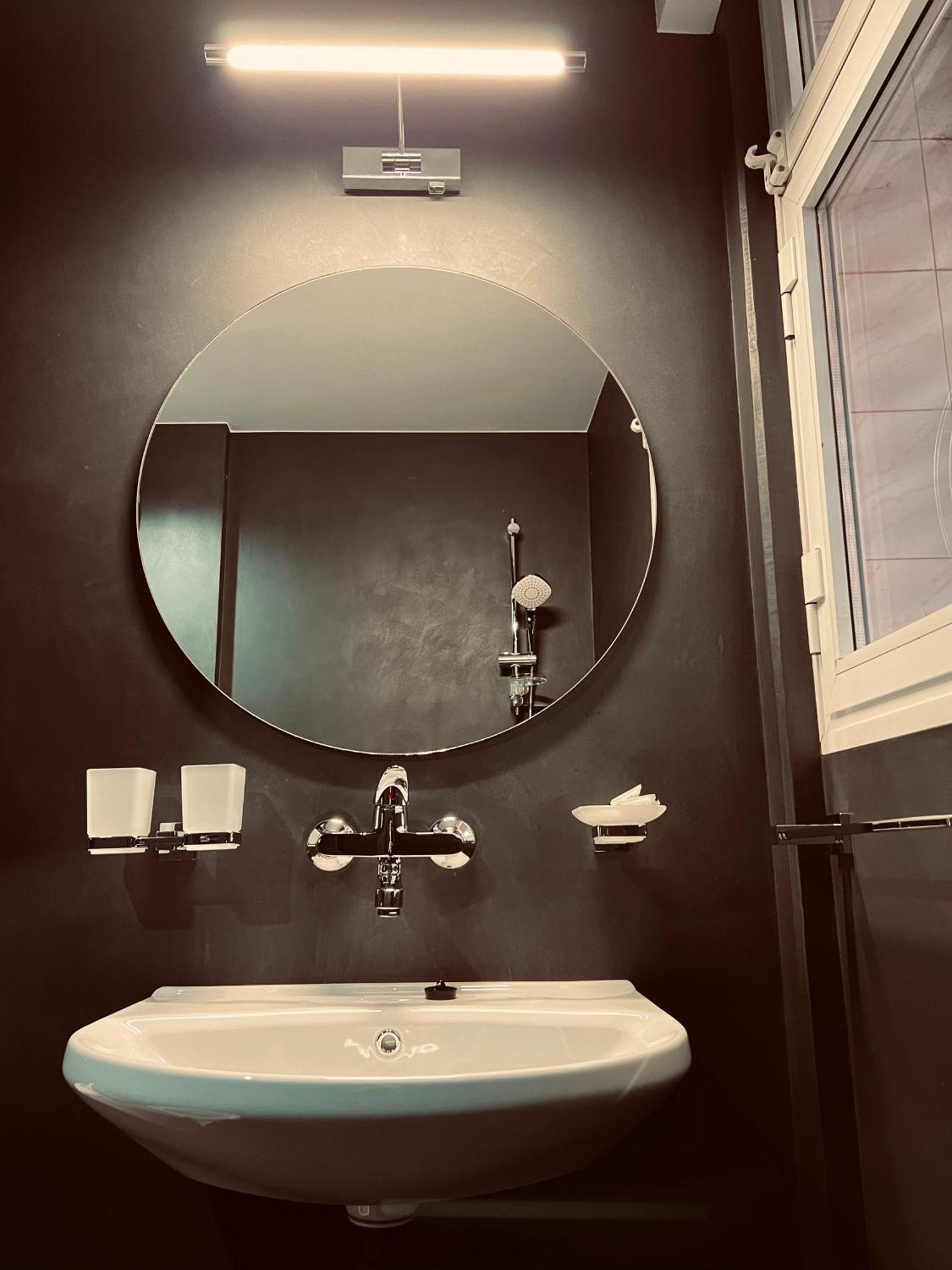 Central Apartment Black Cat Карлово Экстерьер фото