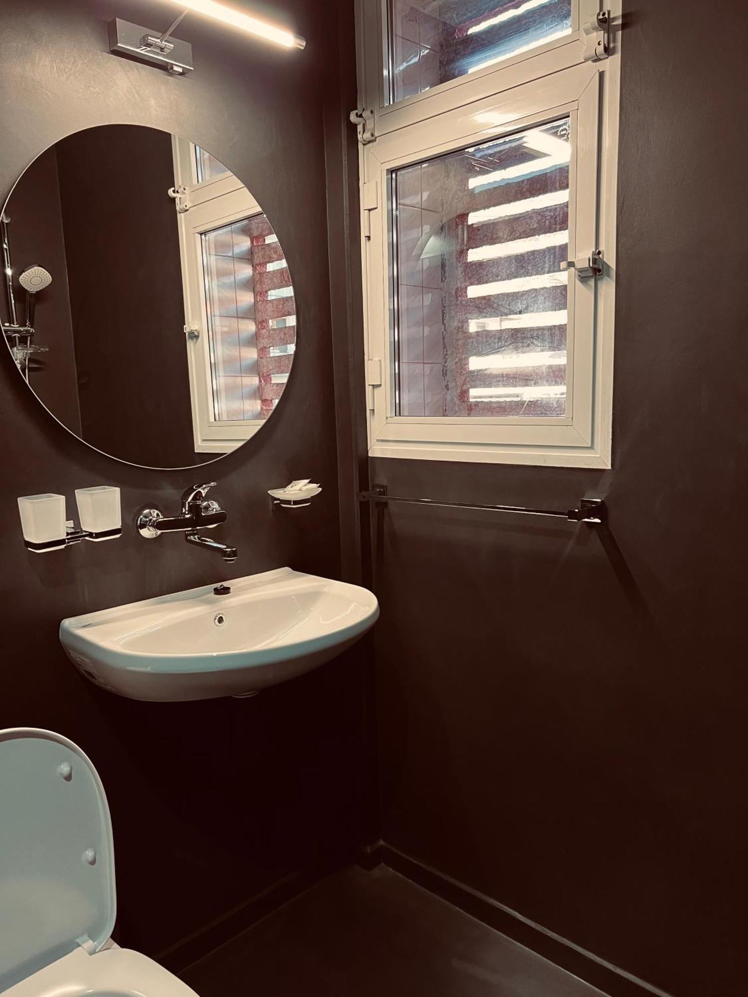 Central Apartment Black Cat Карлово Экстерьер фото