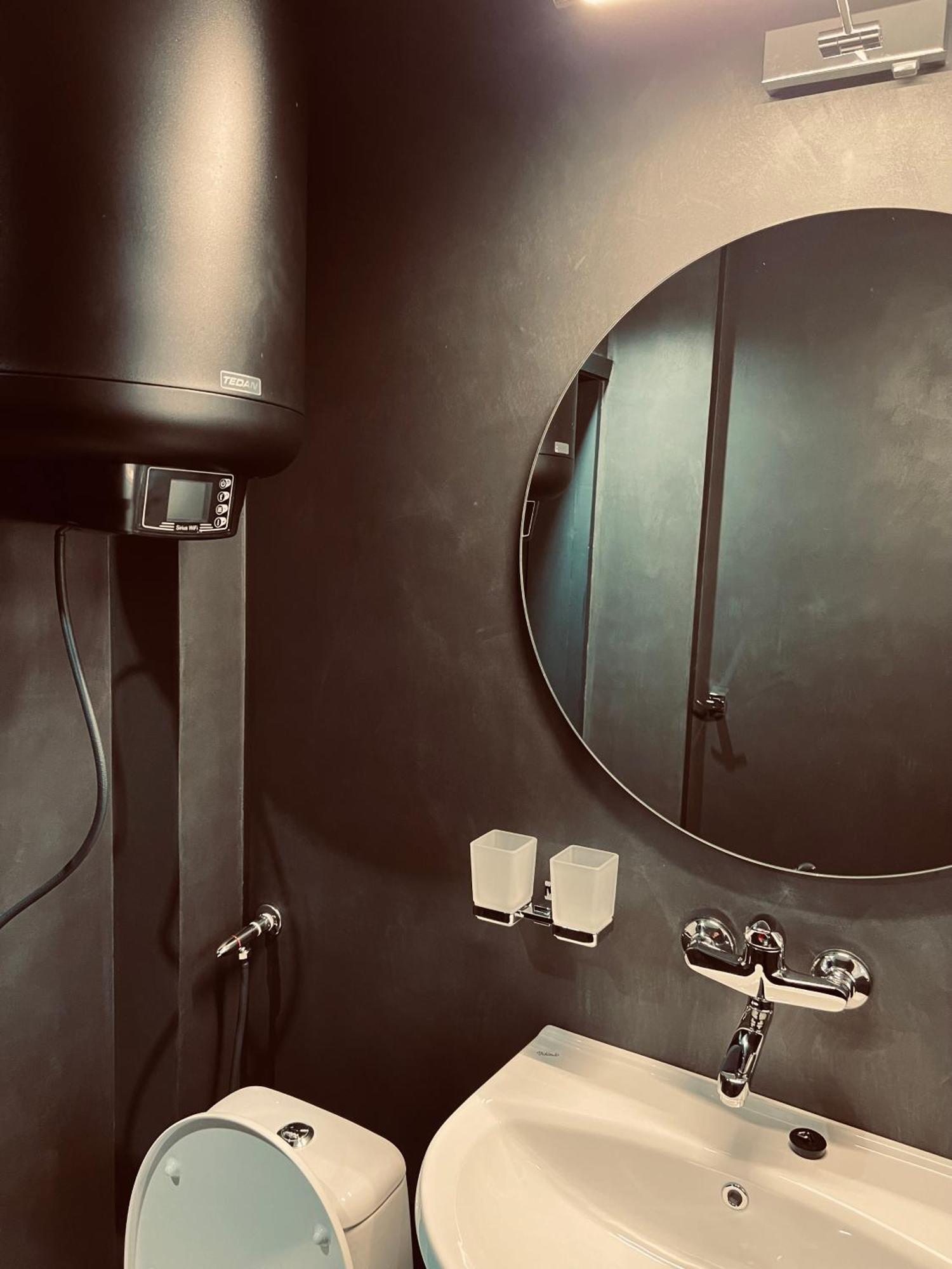 Central Apartment Black Cat Карлово Экстерьер фото
