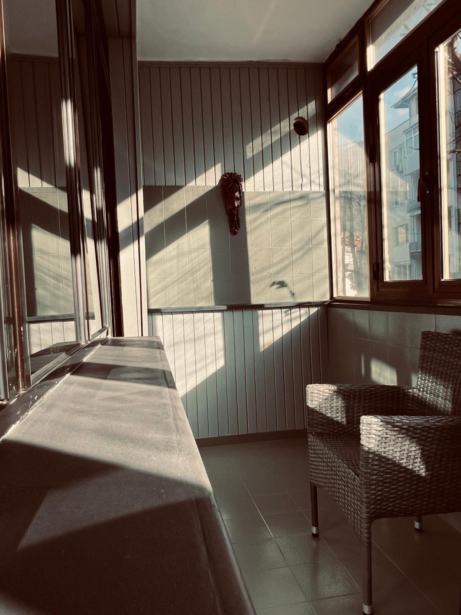 Central Apartment Black Cat Карлово Экстерьер фото